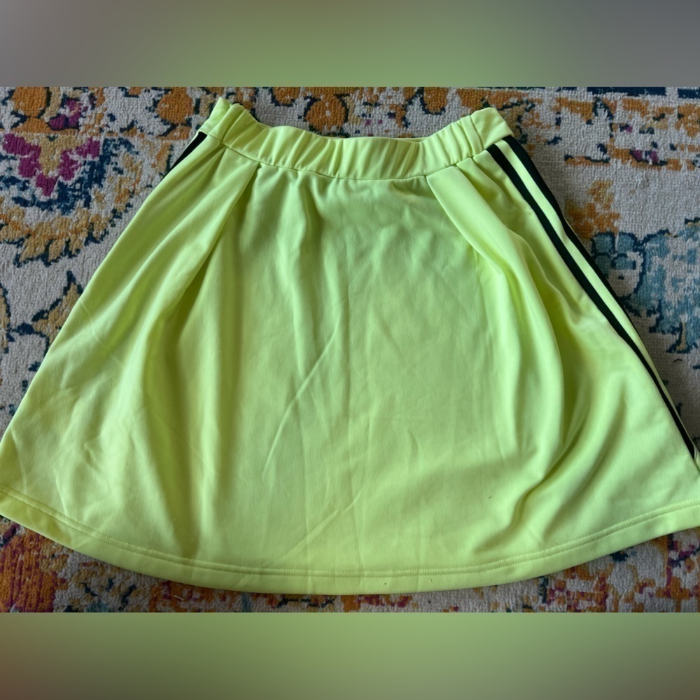 ADIDAS Originals 3-Stripes Logo Trefoil Skirt Yellow - Picture 3 of 5